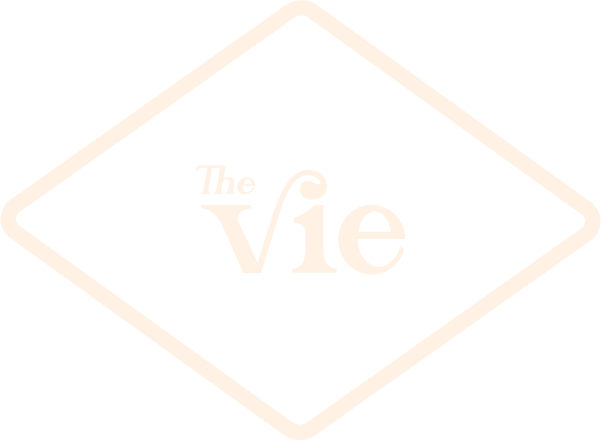 The Vie Logo-w